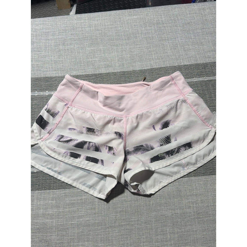 Lululemon Speed Up Shorts Size 4 Pink White Black Abstract Print Low Rise 2.5in